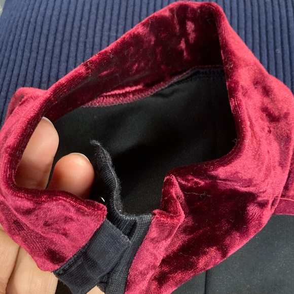 Like new Pole Wear Paradise Chick red velvet halter neck pole top - Picture 8 of 8